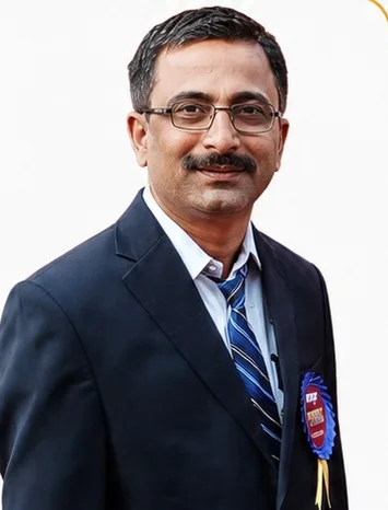 Shri Nadigar M C
